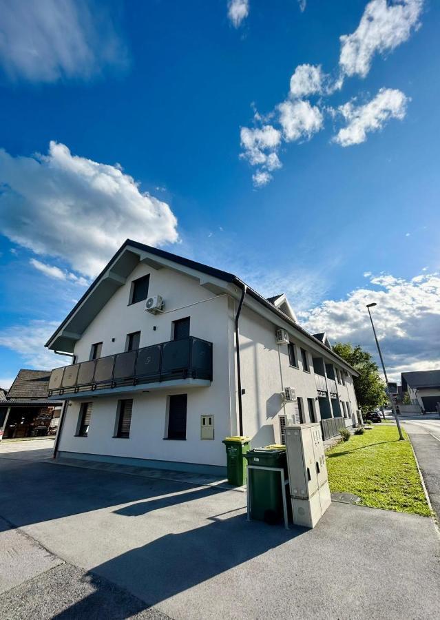 Apartamento Perfect Place For Two Kranj Exterior foto